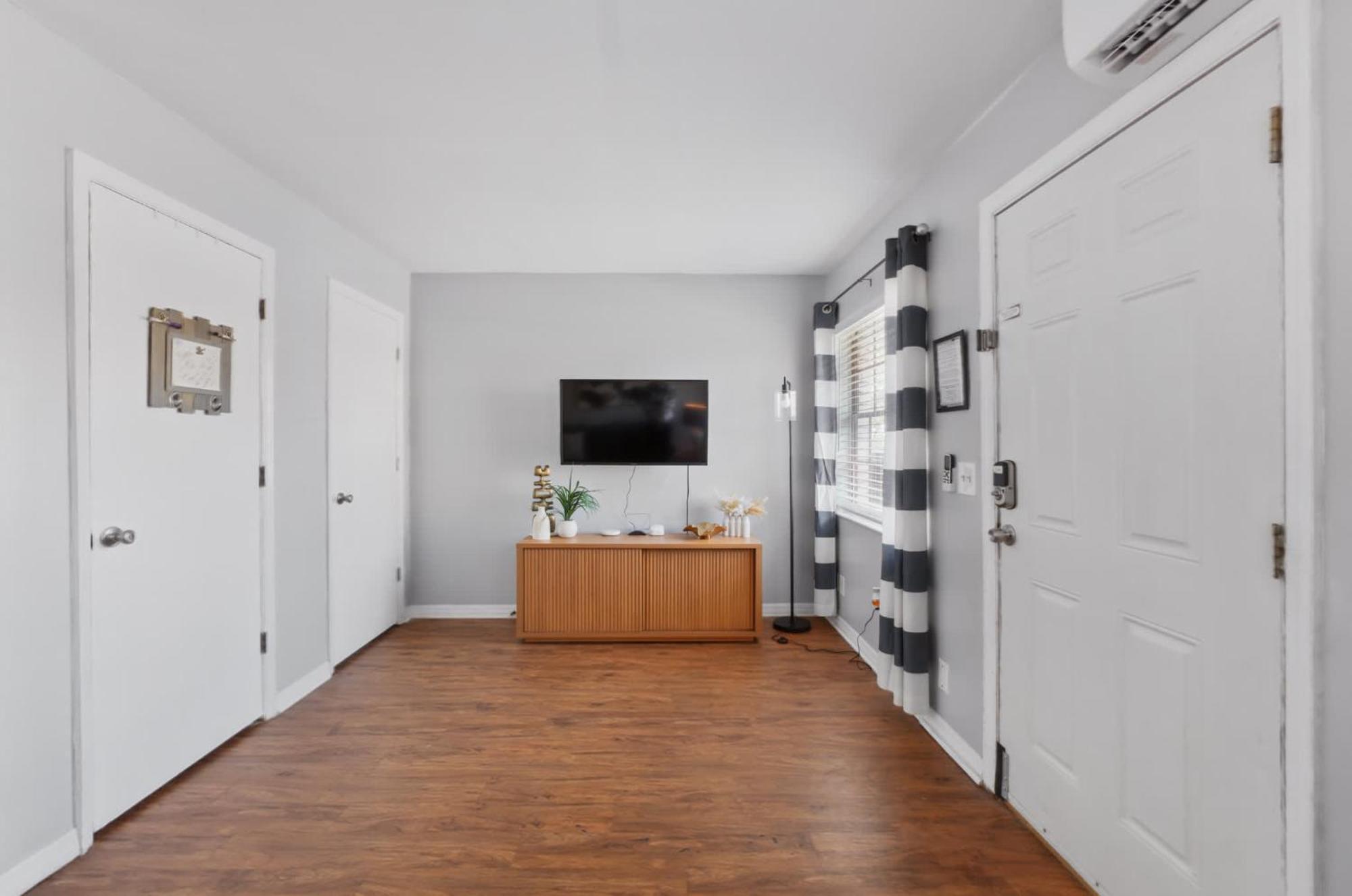 Alberts Abode Prime Brandon Location Walkable Exterior photo